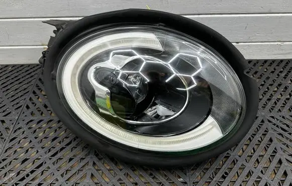 Mini One - Cooper F56 F55 Headlight/headlamp 7472231 90118001 747223102004W