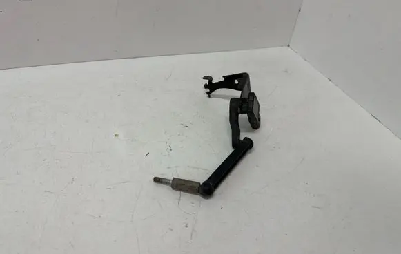 Audi A6 S6 C8 4K Air suspension front height level sensor 4K0907504A 4K0941285A