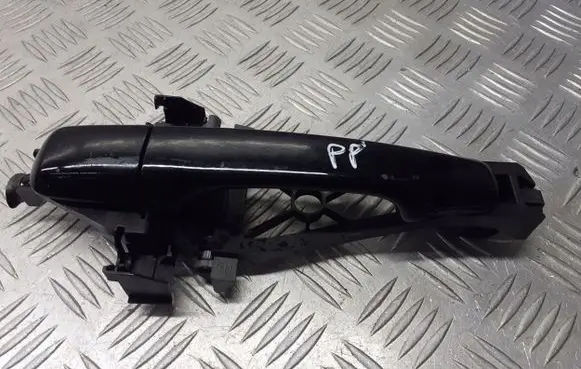 Volvo V50 Front door exterior handle/bracket 30663866