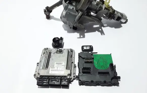 Mercedes-Benz Citan W415 Engine ECU kit and lock set 