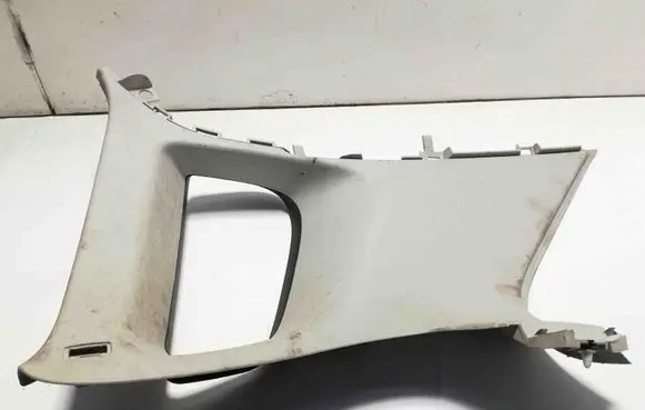Volkswagen Tiguan (C) pillar trim 5N0867287