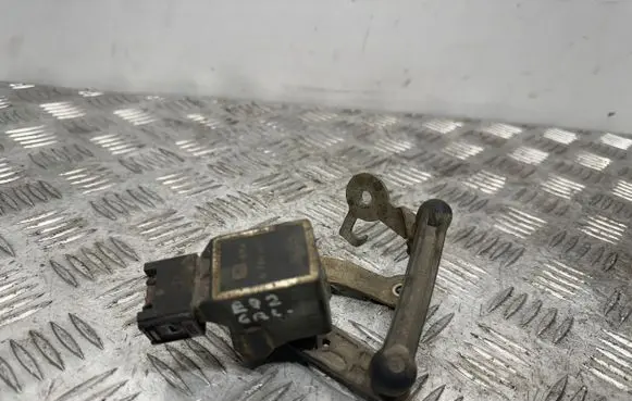 BMW 3 E92 E93 Headlight/headlamp level sensor 6784694