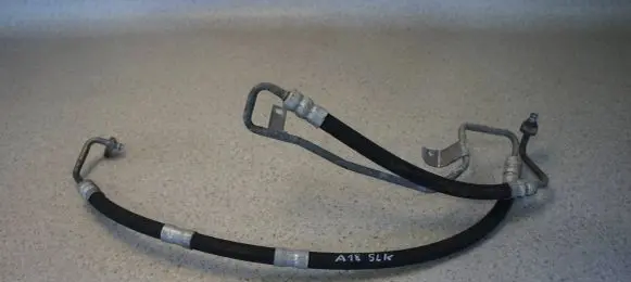 Mercedes-Benz SLK R172 Power steering hose/pipe/line A1724605424