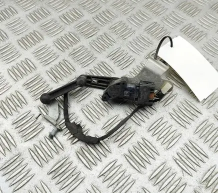BMW 8 G16 Rear air suspension level height sensor 6895466