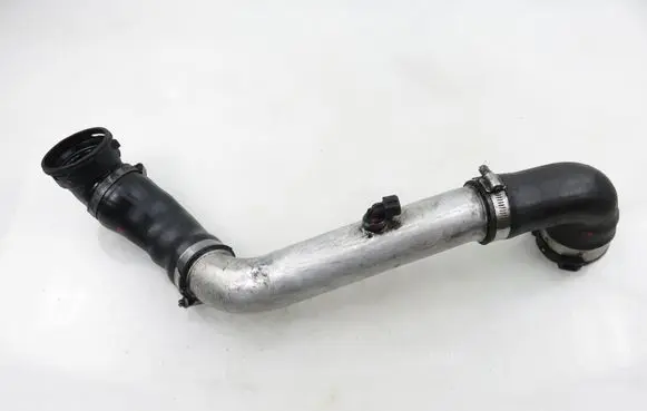 BMW 5 E60 E61 Intercooler hose/pipe 7793896