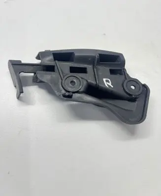 Volkswagen Golf Plus Front bumper mounting bracket 5M0807183 5M0807049