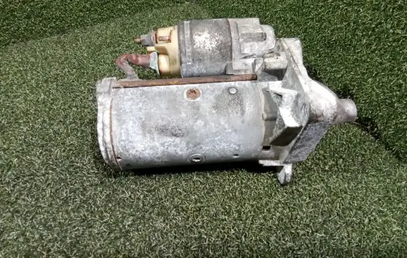 Renault Master III Starter motor A4709060300 233002654R