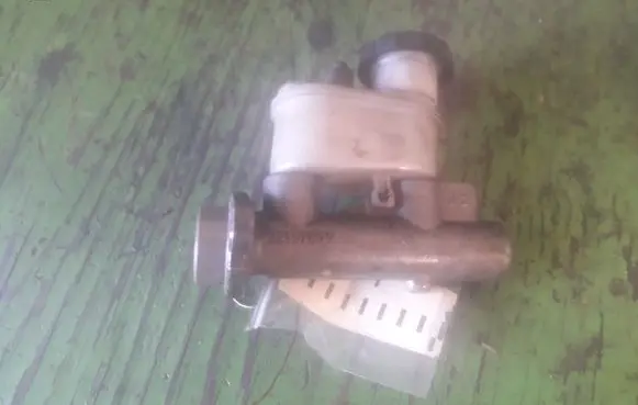 Nissan Primera Brake booster