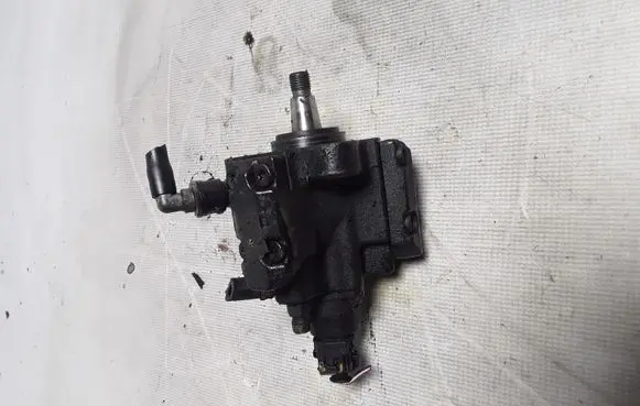 Fiat Doblo Fuel injection high pressure pump 0445010071
