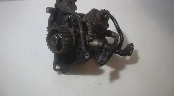 Peugeot Partner Fuel injection high pressure pump 0445010516