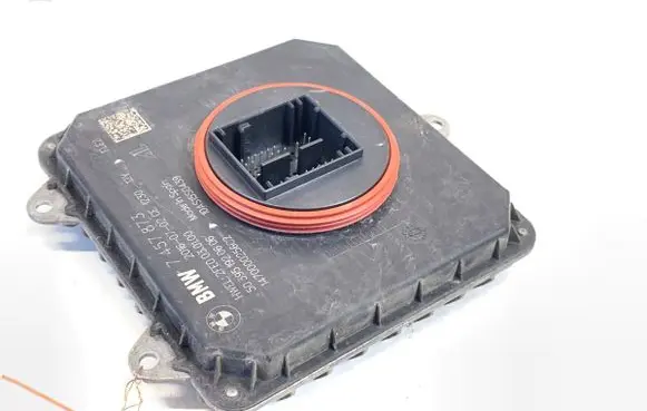 BMW 3 F30 F35 F31 Voltage converter/converter module 7457873