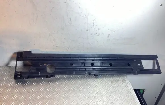 Porsche Cayenne (92A) Other trunk/boot trim element 7P0863600A