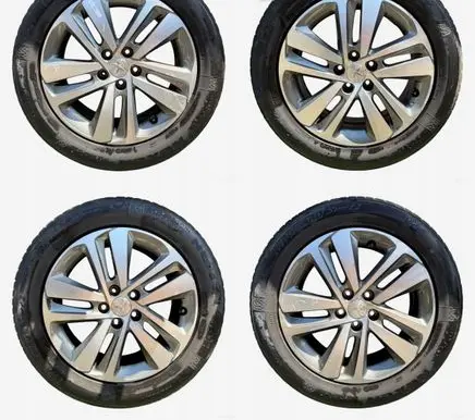 Peugeot Traveller R17 alloy rim 9810098577