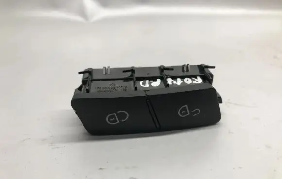 Mercedes-Benz C W204 Central locking switch button A2049058502