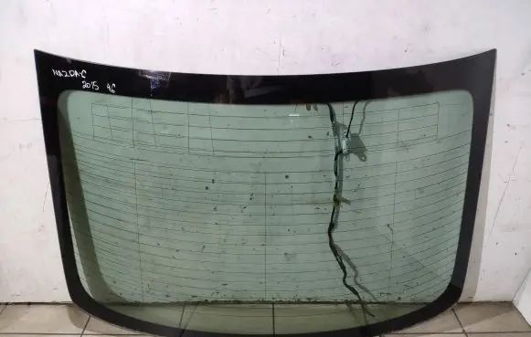 Mazda 6 Rear windscreen/windshield window 43R005844