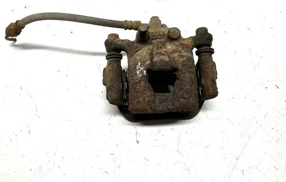 Nissan Qashqai Rear brake caliper 