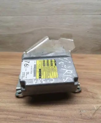 Toyota Avensis T250 Airbag control unit/module 891700D090 209996103 0433010536