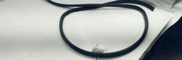 Subaru Outback (BS) Front door rubber seal 