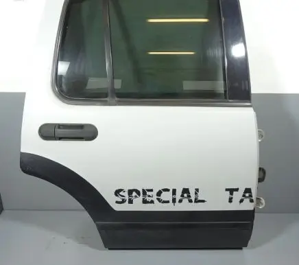 Ford Explorer Rear door