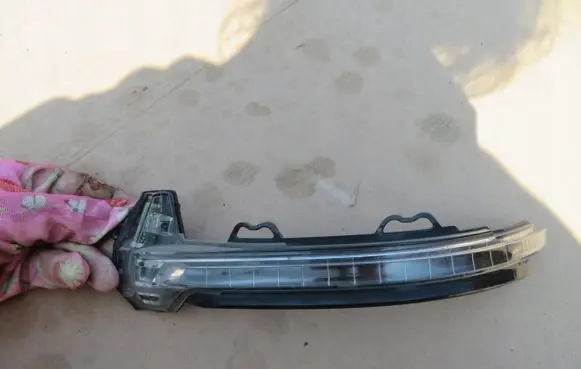 Audi A4 S4 B9 Mirror indicator light 8W0949101