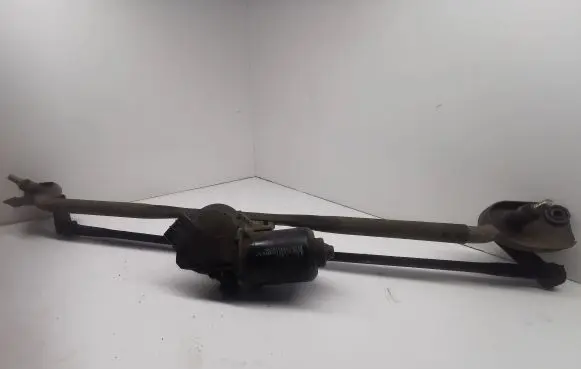 Chrysler 300 - 300C Front wiper linkage and motor 04805711AA