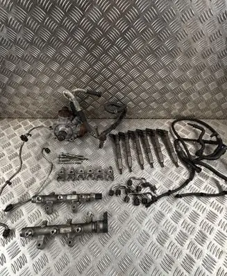 Audi Q7 4M Fuel injection system set 059130755CG 059130277CR