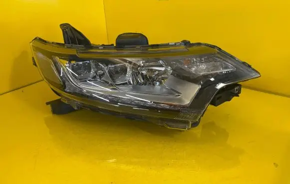 Mitsubishi Outlander Headlight/headlamp 8301C8-64