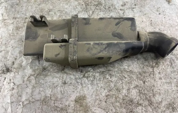 Intake resonator