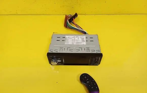 Ford Focus Radio/CD/DVD/GPS head unit 