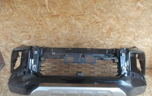 Mitsubishi L200 Front bumper 6400J790ZZ
