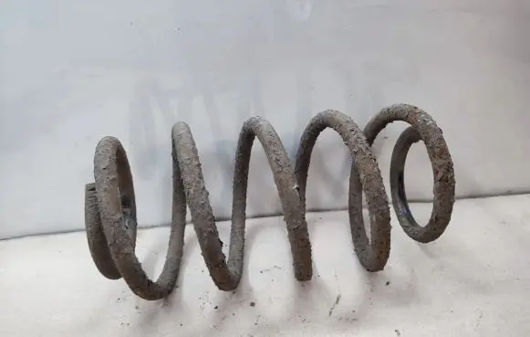 Jeep Grand Cherokee (WK) Rear coil spring