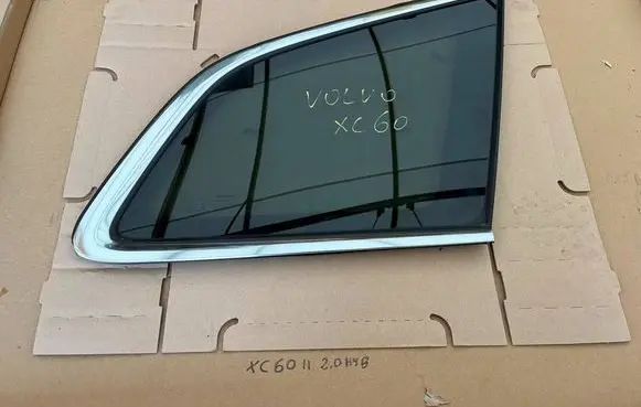 Volvo XC60 Rear side window 31108779