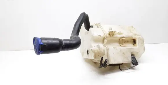 Volvo XC70 Windshield washer fluid reservoir/tank 30784233 30784234