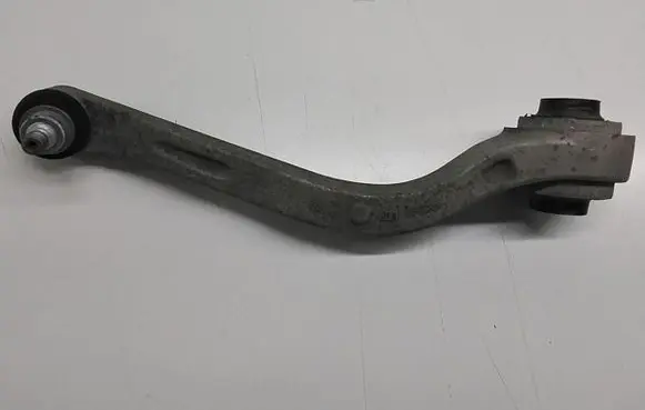 Alfa Romeo Giulia Front lower control arm/wishbone K205903