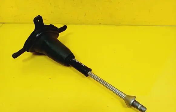 Steering wheel axle