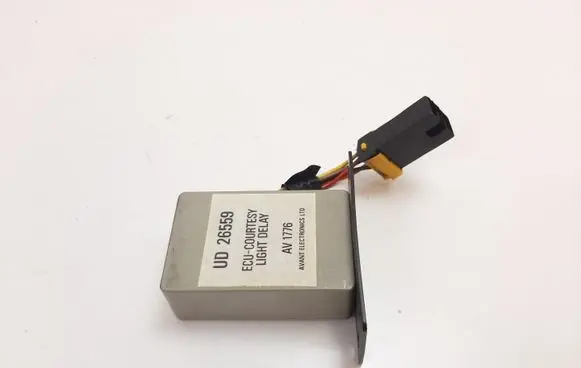Rolls-Royce Silver Spur Interior lighting relay UD26559 AV1776