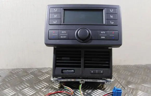 Volkswagen Phaeton Climate control unit