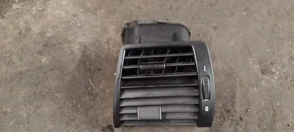BMW X5 E53 Dashboard side air vent grill/cover trim 64228402215
