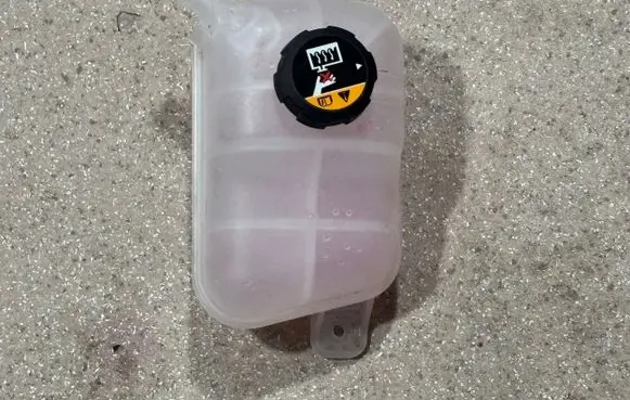 Hyundai Ioniq 5 Coolant expansion tank/reservoir 254R0GI000