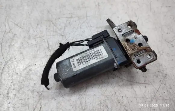 Mercedes-Benz GL X166 Seat adjustment motor 986300104