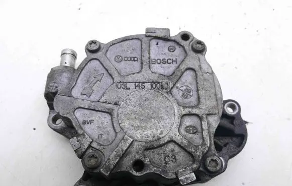 Volkswagen PASSAT B6 Vacuum pump 03L145100