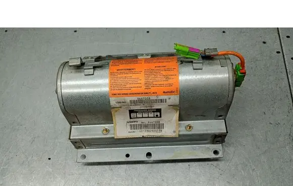 Volvo V70 Passenger airbag 9467008