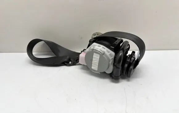 Skoda Octavia Mk3 (5E) Front seatbelt 5E0857702