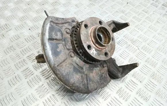 Volkswagen Golf IV Front wheel hub spindle knuckle