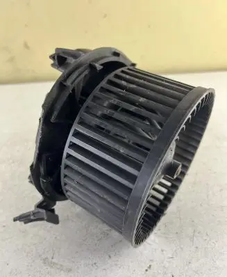 Nissan Micra Heater fan/blower NF667217D F667217D