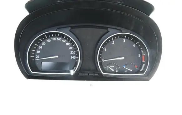 BMW X3 E83 Speedometer (instrument cluster) 102464026 341437202
