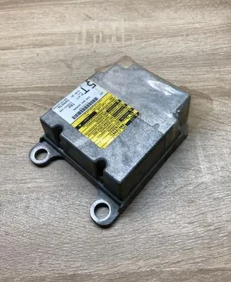 Toyota Auris 150 Airbag control unit/module 8917002560 215537106