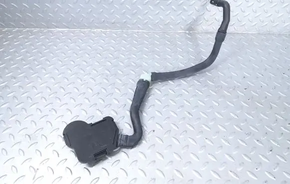 Citroen C4 III e-C4 Breather/breather pipe/hose 9675617280