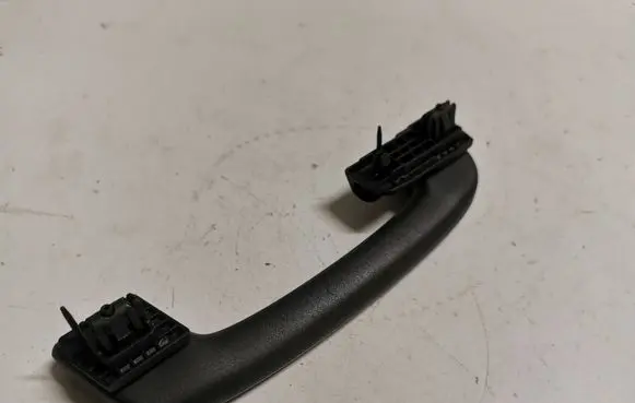 BMW X1 F48 F49 Rear interior roof grab handle 9208107