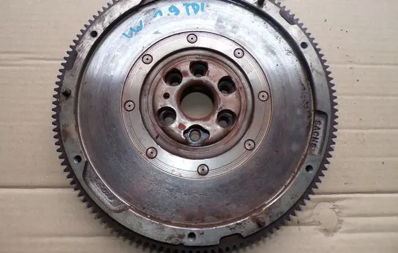 Audi A3 S3 8L Flywheel 038105266AQ